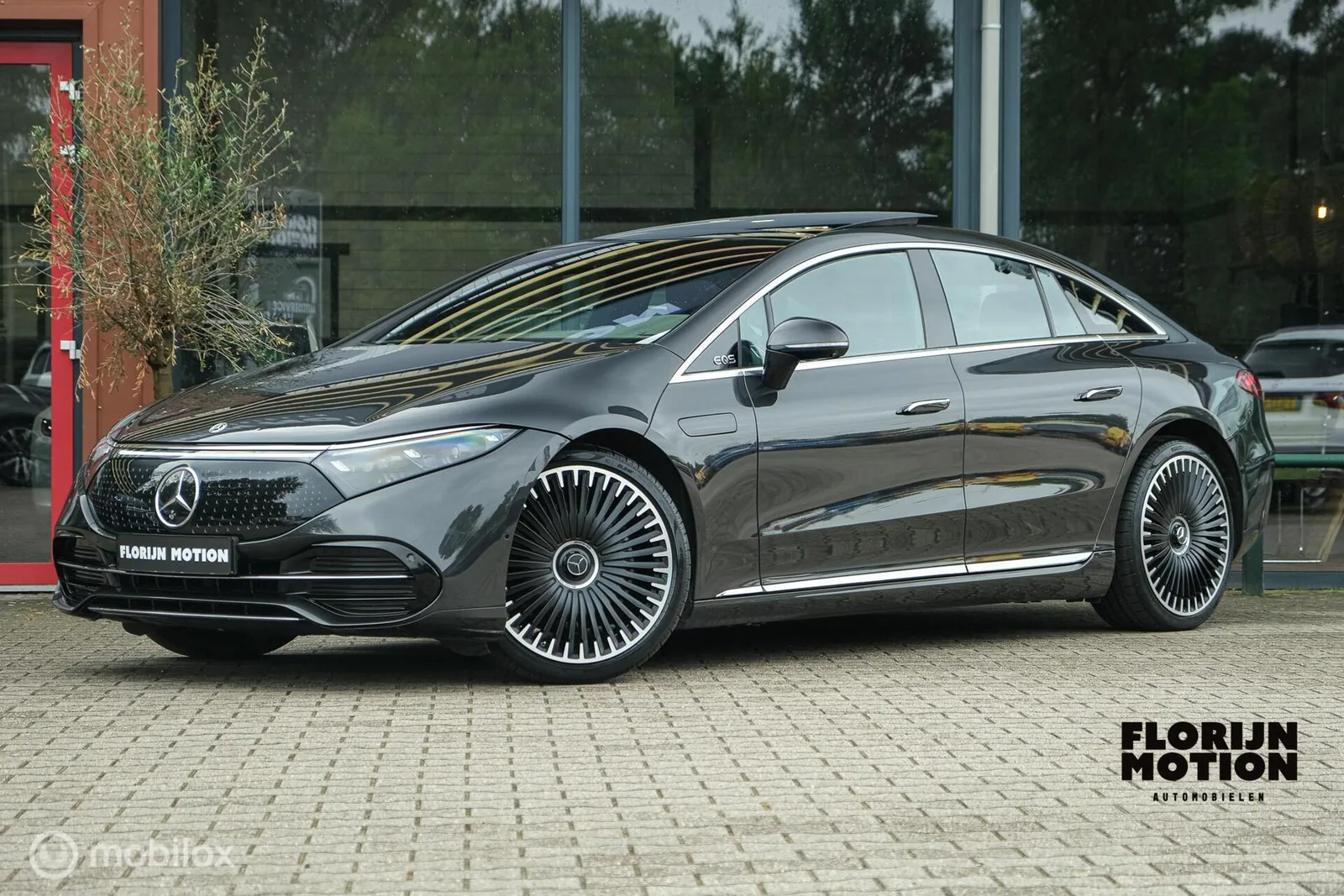 Mercedes-Benz EQS (2021) — foto 1