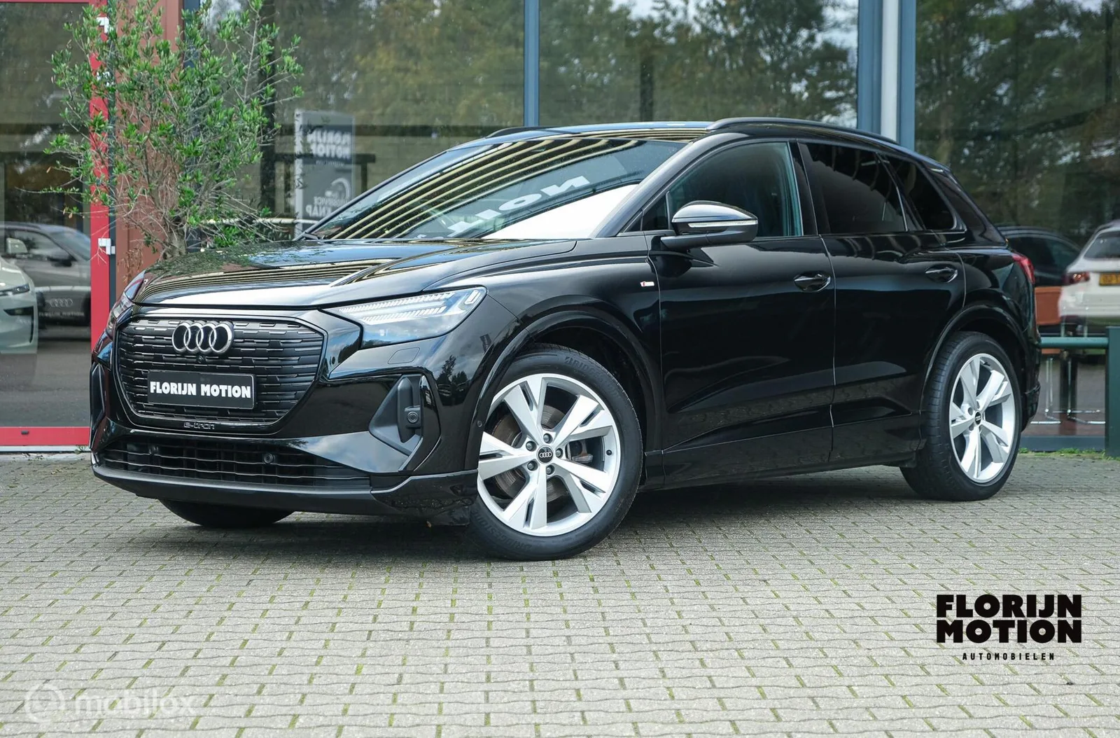 Audi Q4 e-tron (2022) — foto 1