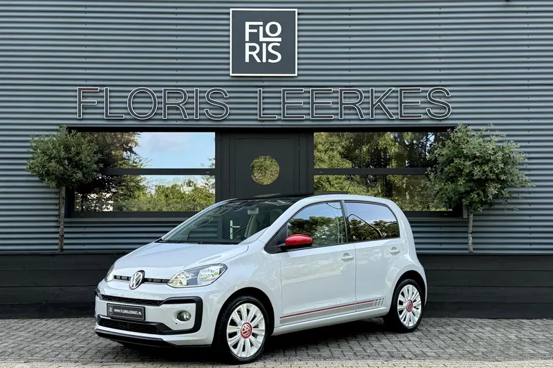 Volkswagen Up! (2017)