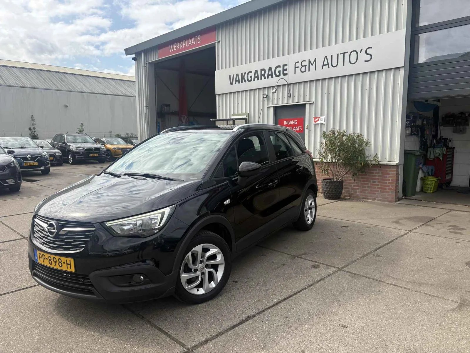 Opel Crossland (2017) — foto 1