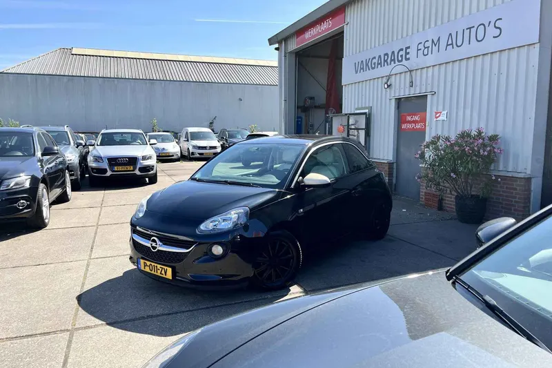Opel Adam (2014)