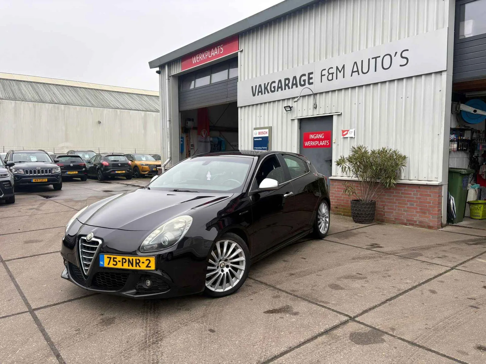 Alfa Romeo Giulietta (2011) — foto 1