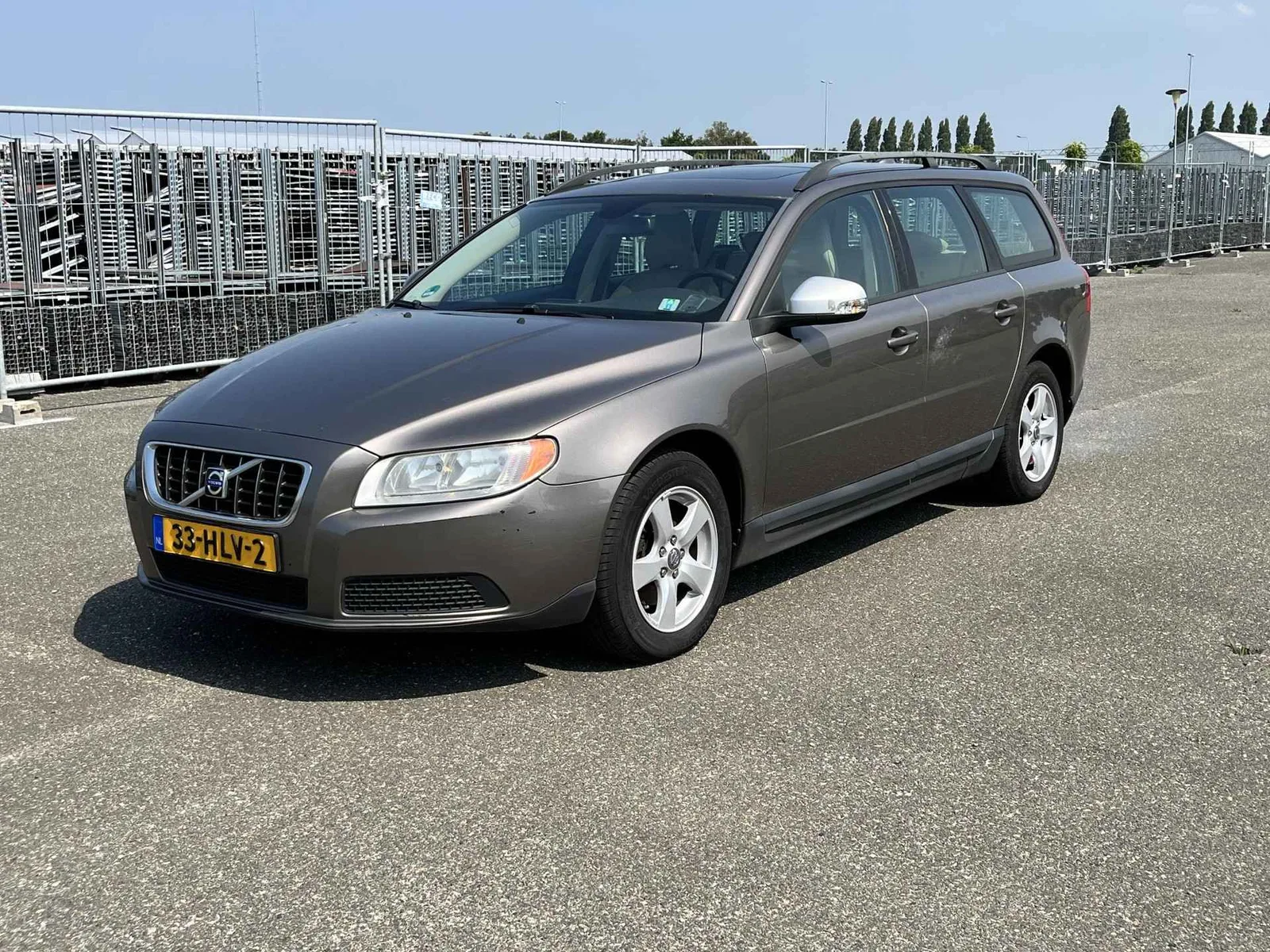 Volvo V70 (2009) — foto 1