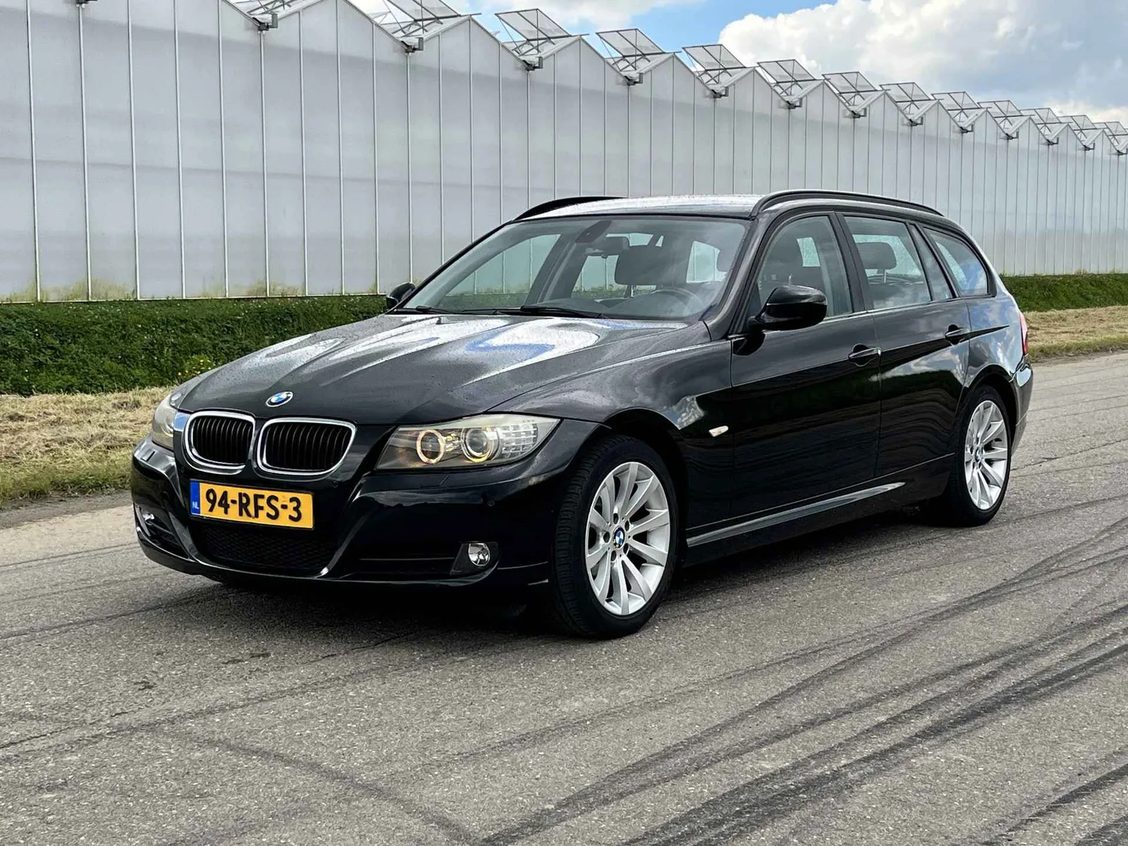 BMW 3-Serie (2011) — foto 1