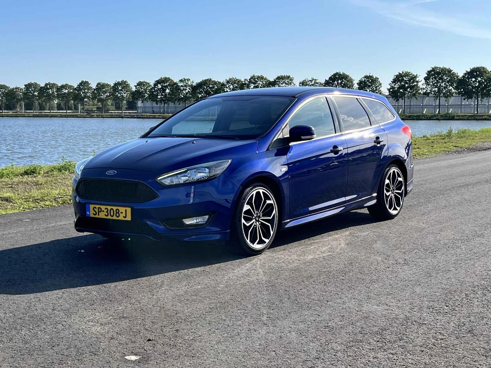 Ford Focus (2017) — foto 1