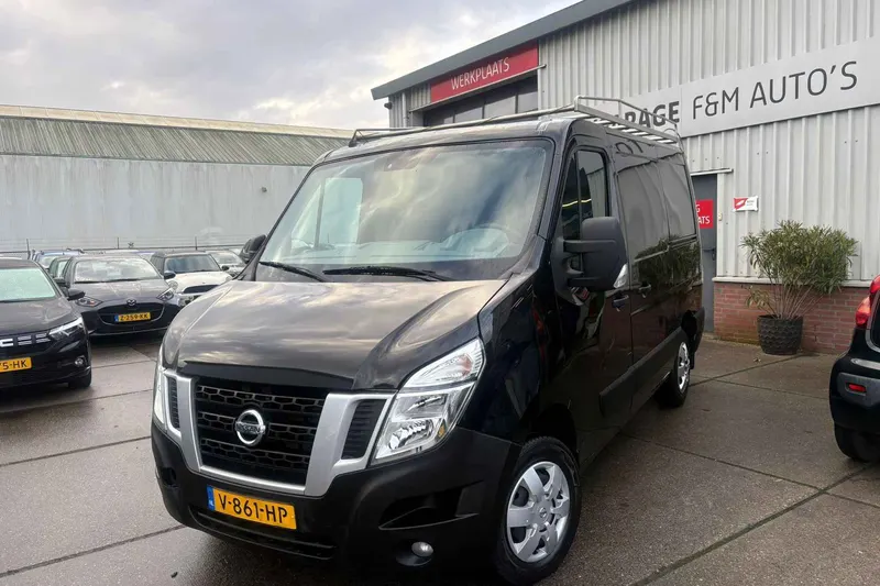 Nissan NV400 (2017)