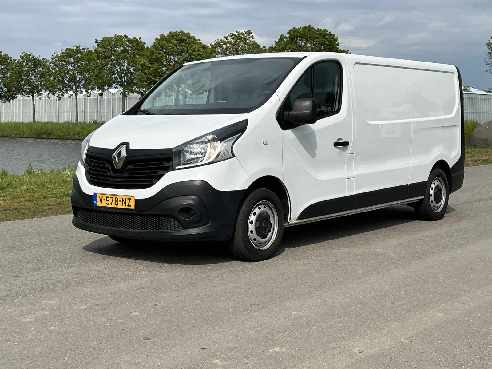 Renault Trafic (2018) — foto 1