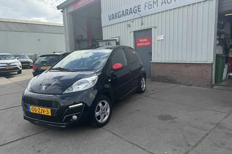 Peugeot 107 (2012)