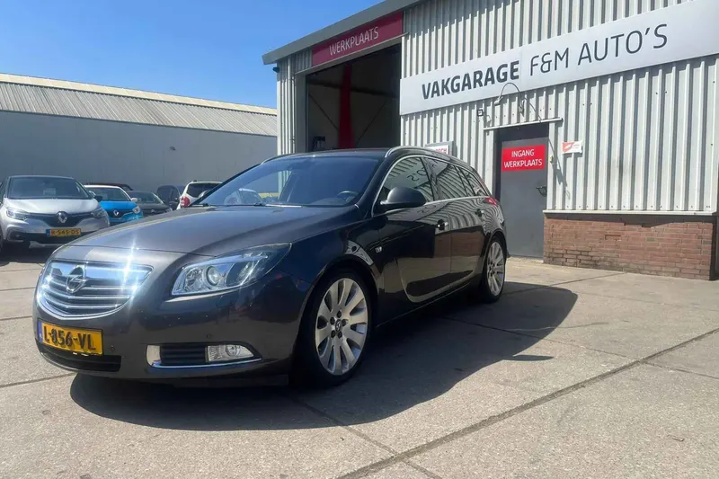 Opel Insignia (2010)