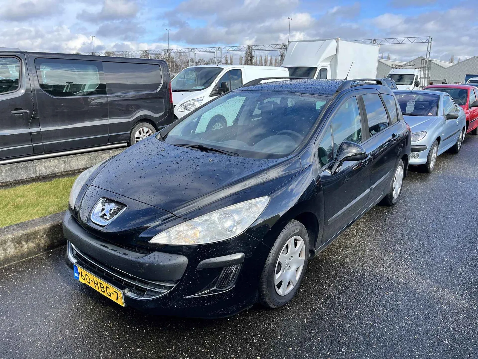 Peugeot 308 (2008) — foto 1