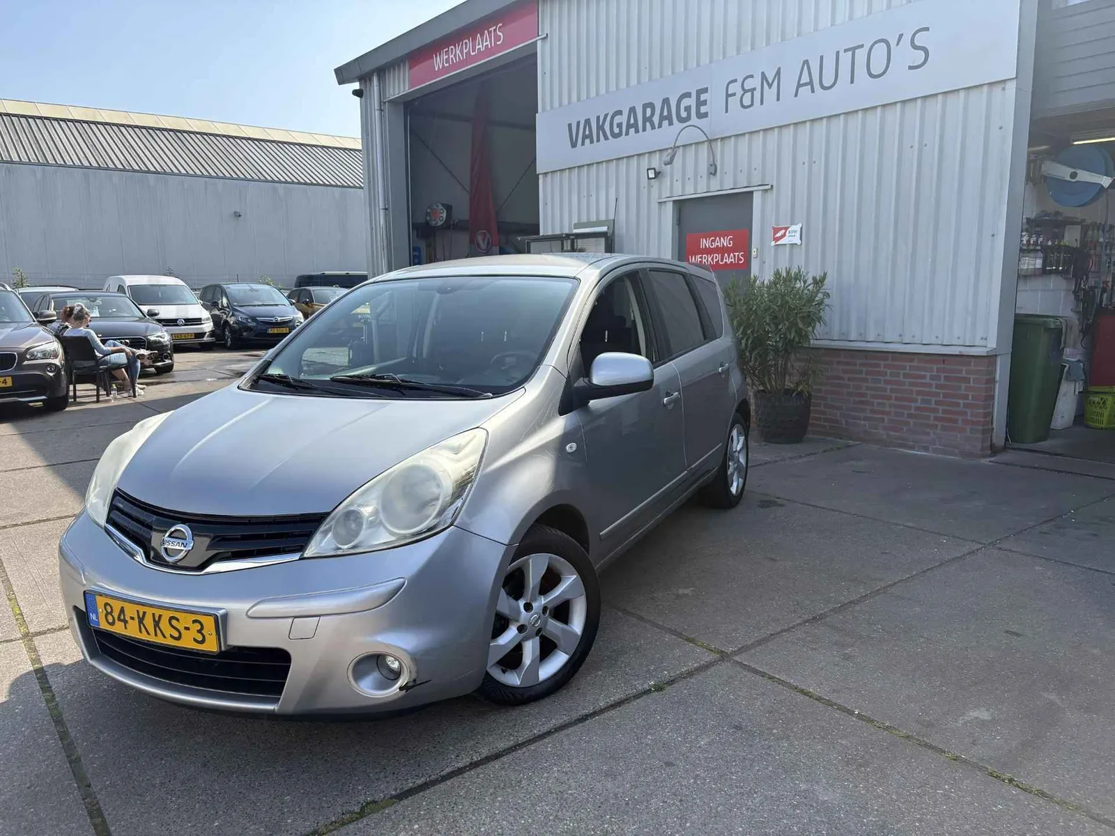Nissan Note (2010) — foto 1