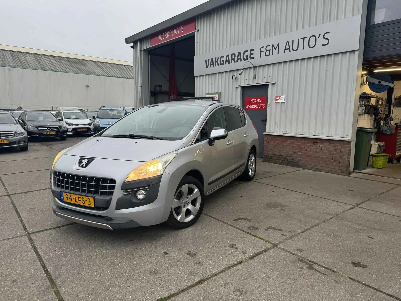 Peugeot 3008 (2010) — foto 1