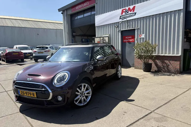MINI Clubman (2016)