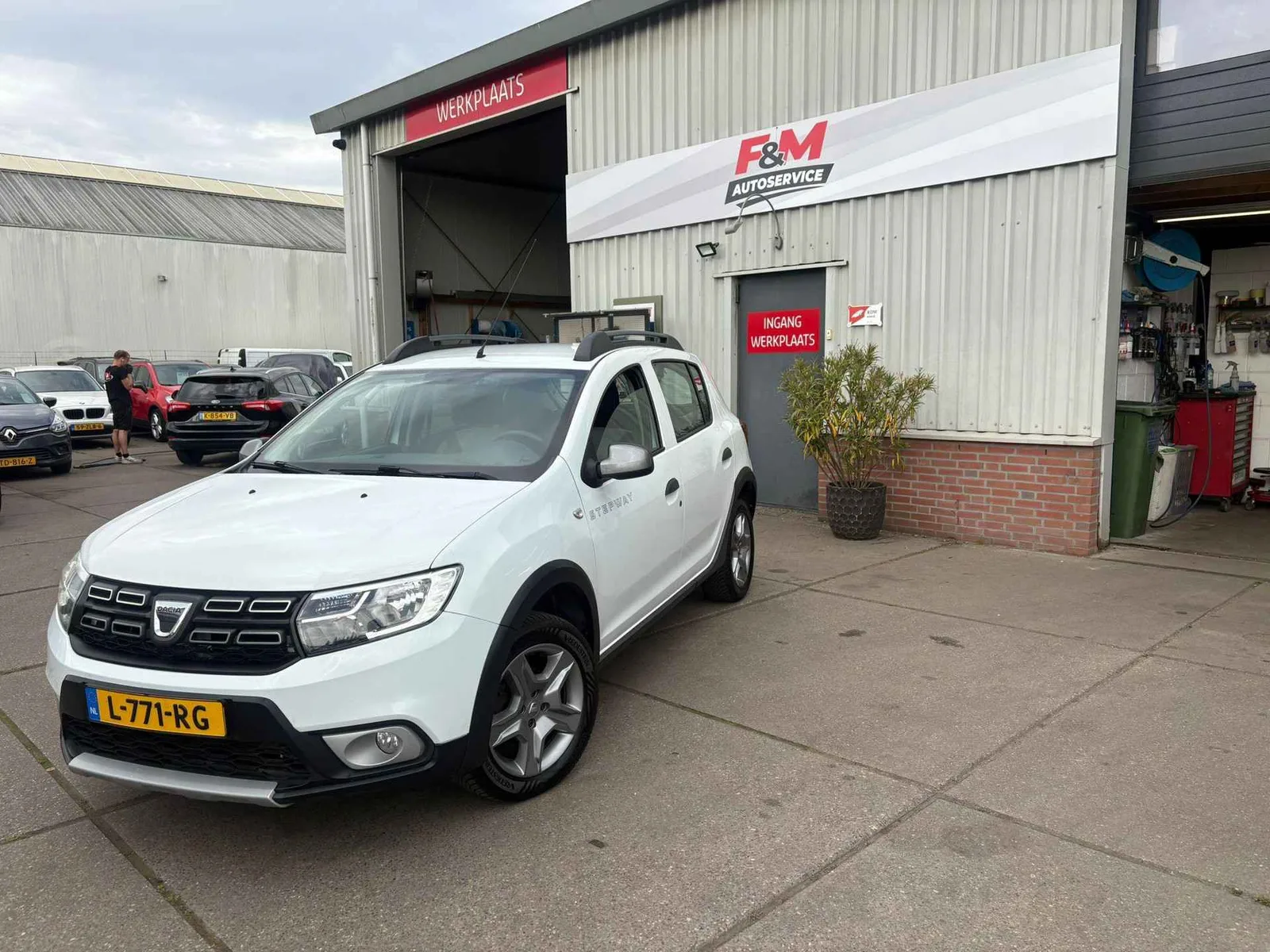 Dacia Sandero (2017) — foto 1