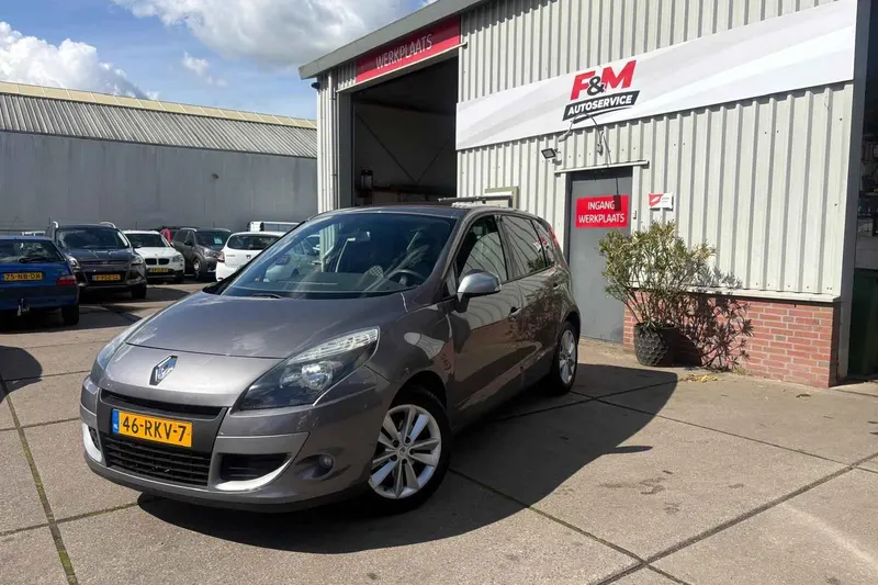 Renault Scénic (2011)