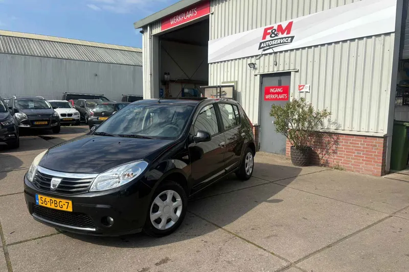 Dacia Sandero (2011)