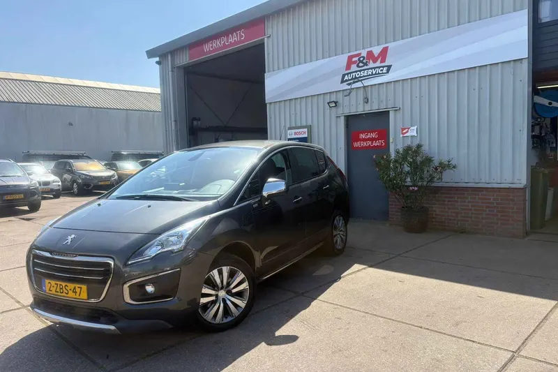 Peugeot 3008 (2014)