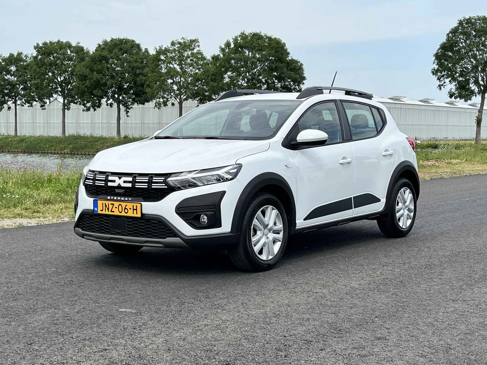 Dacia Sandero (2024) — foto 1