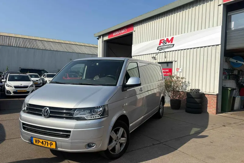 Volkswagen Transporter (2015)