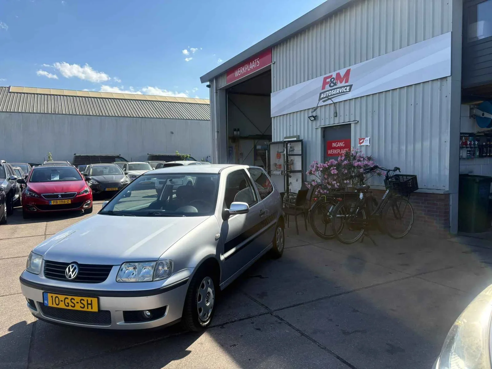 Volkswagen Polo (2001) — foto 1