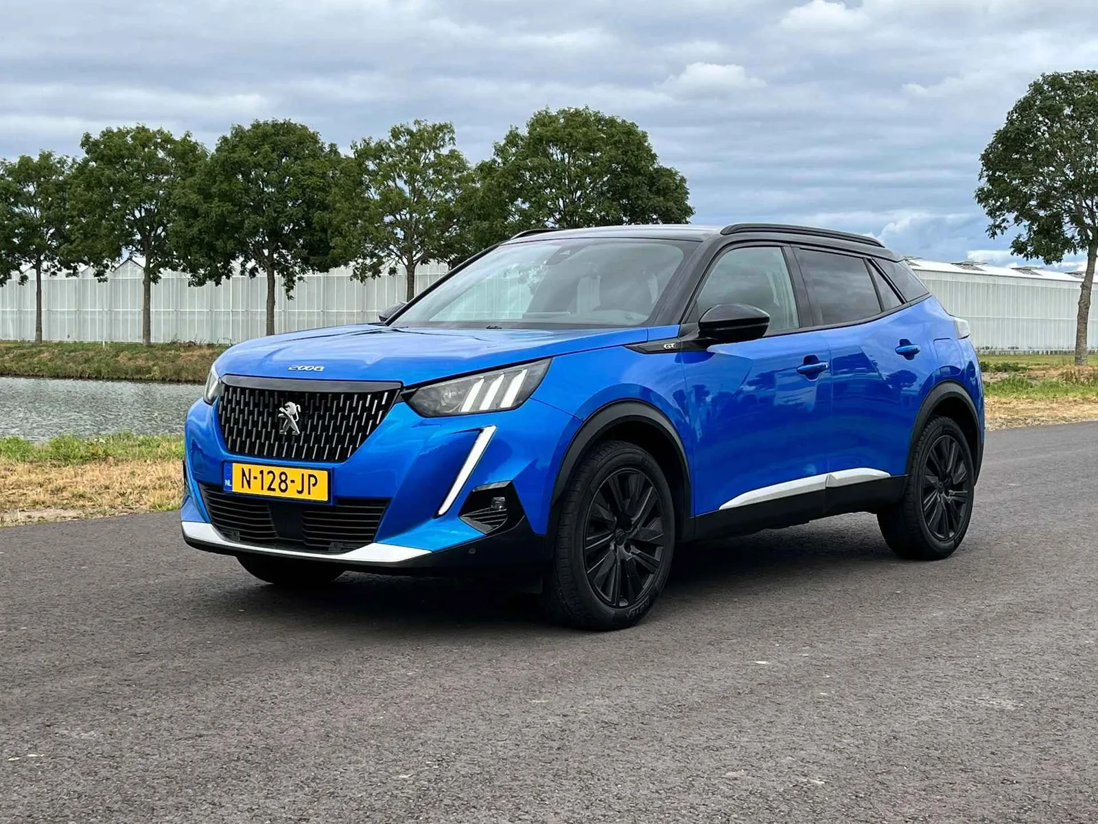 Peugeot 2008 (2020) — foto 1