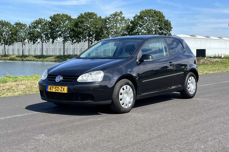 Volkswagen Golf (2006)