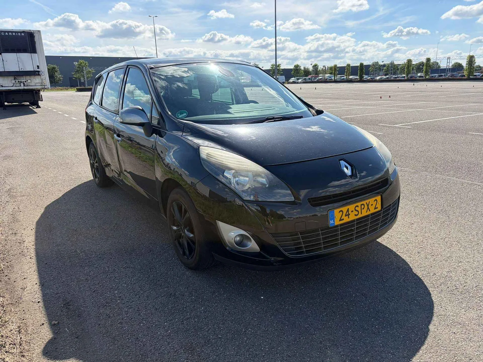 Renault Grand Scénic (2011) — foto 1