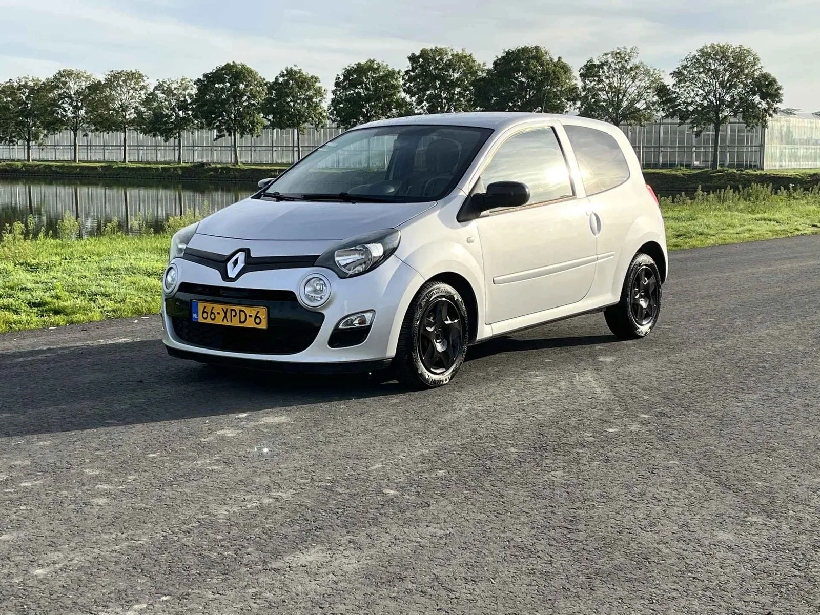 Renault Twingo (2012) — foto 1