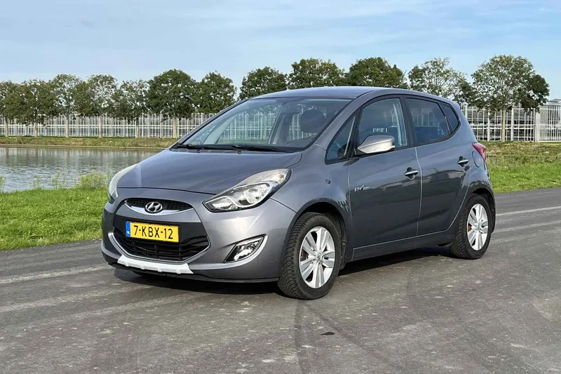 Hyundai ix20 (2013)