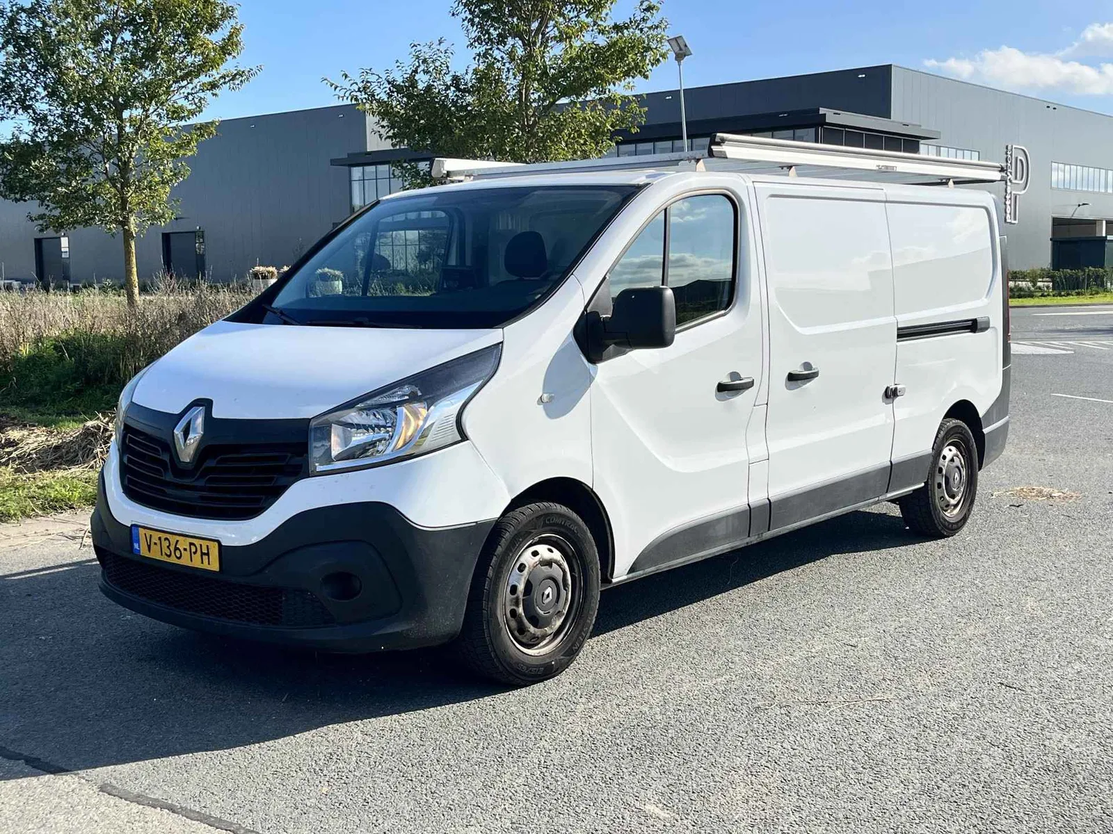 Renault Trafic (2018) — foto 1
