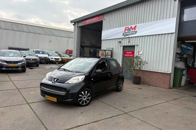 Peugeot 107 (2011)