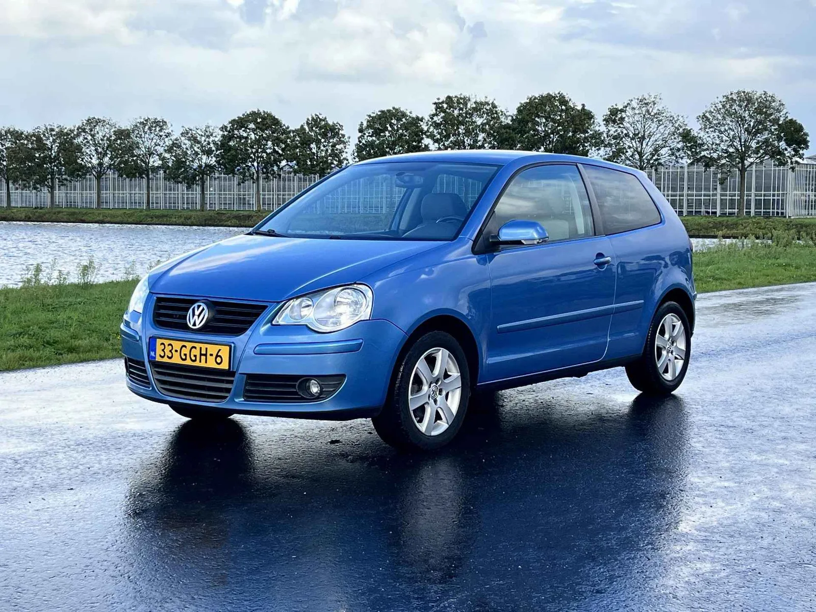 Volkswagen Polo (2008) — foto 1