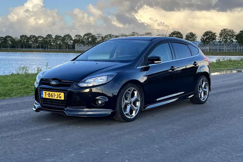 Ford Focus (2012)