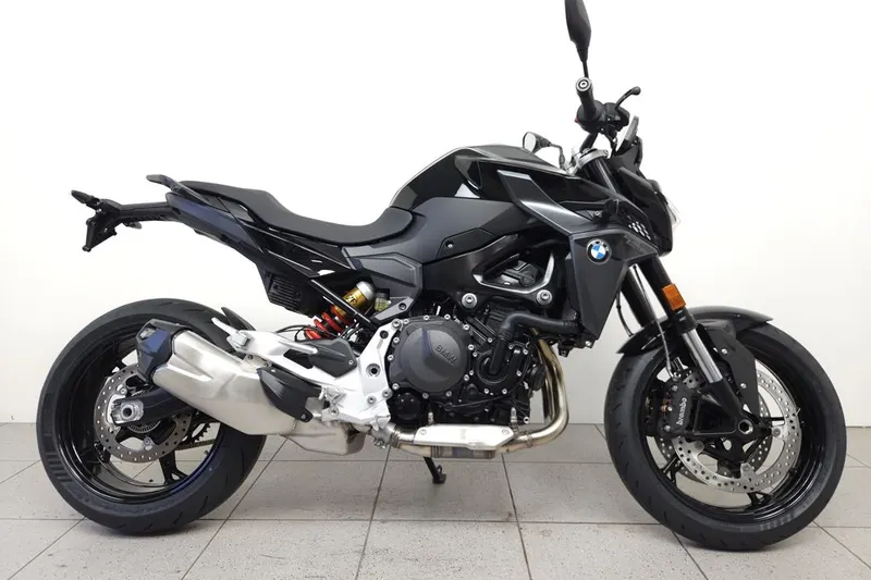BMW F 900 R (2025)
