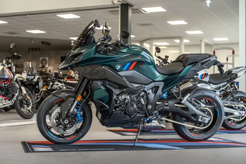 BMW M 1000 XR (2026)
