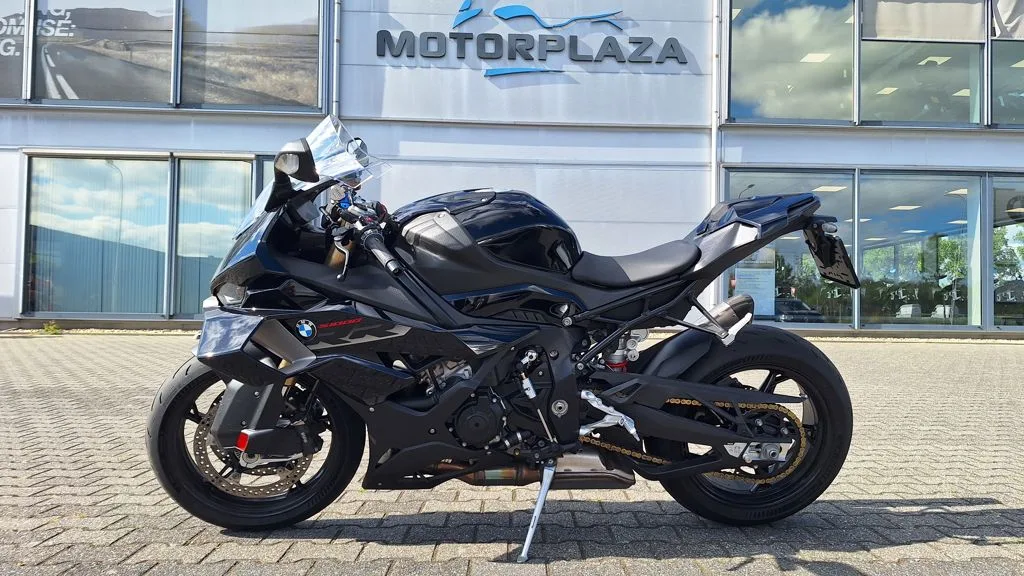 BMW S 1000 RR (2026) — foto 1