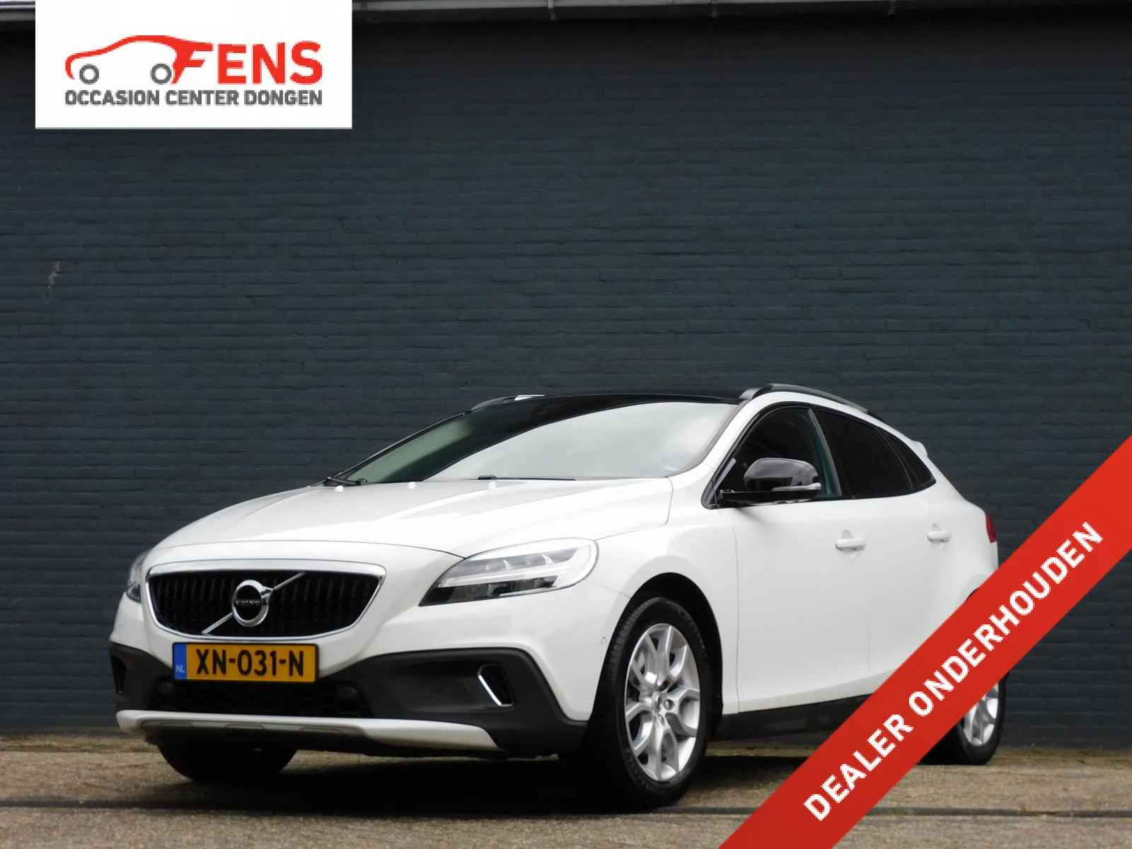 Volvo V40 Cross Country (2019) — foto 1