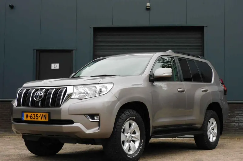 Toyota Land Cruiser (2019)