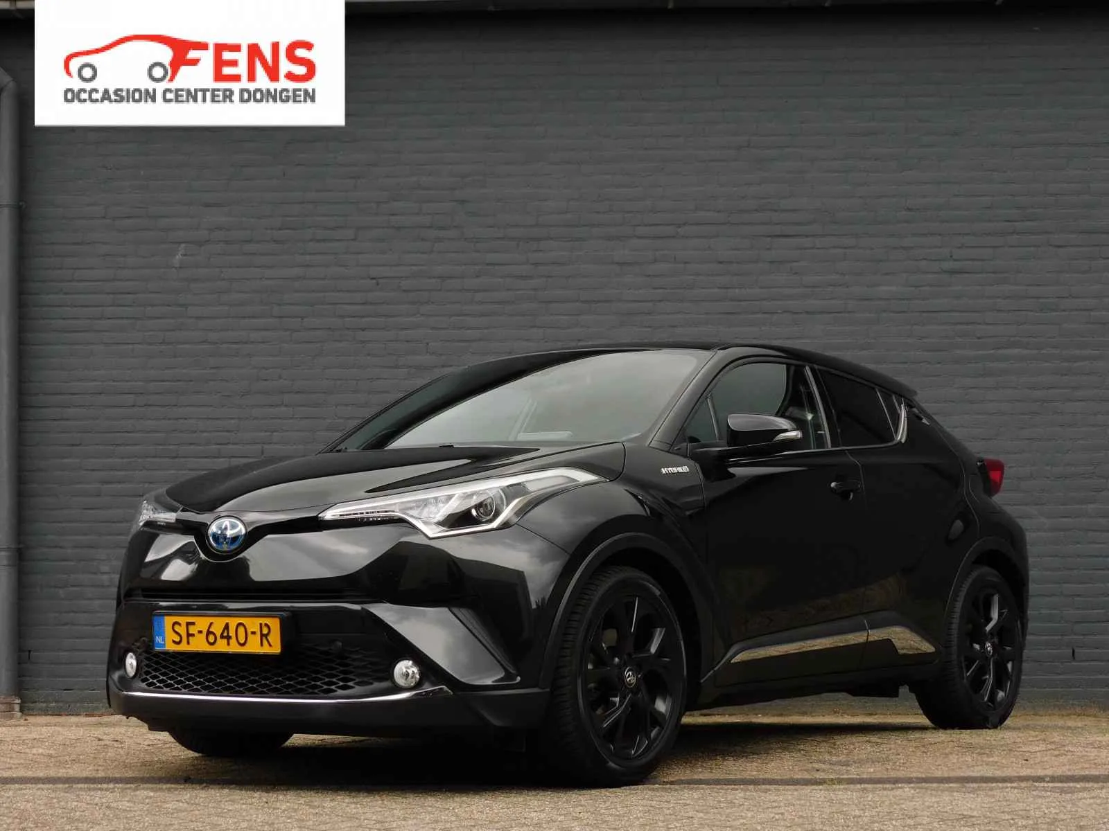 Toyota C-HR (2018) — foto 1