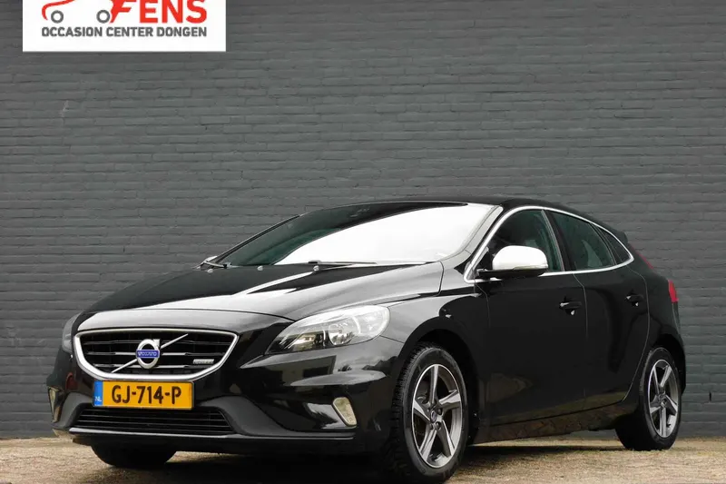 Volvo V40 (2015)