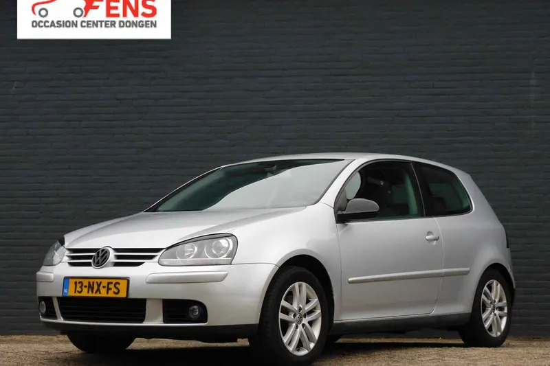 Volkswagen Golf (2004)