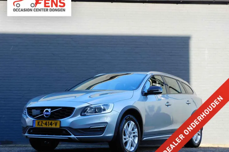 Volvo V60 Cross Country (2017)