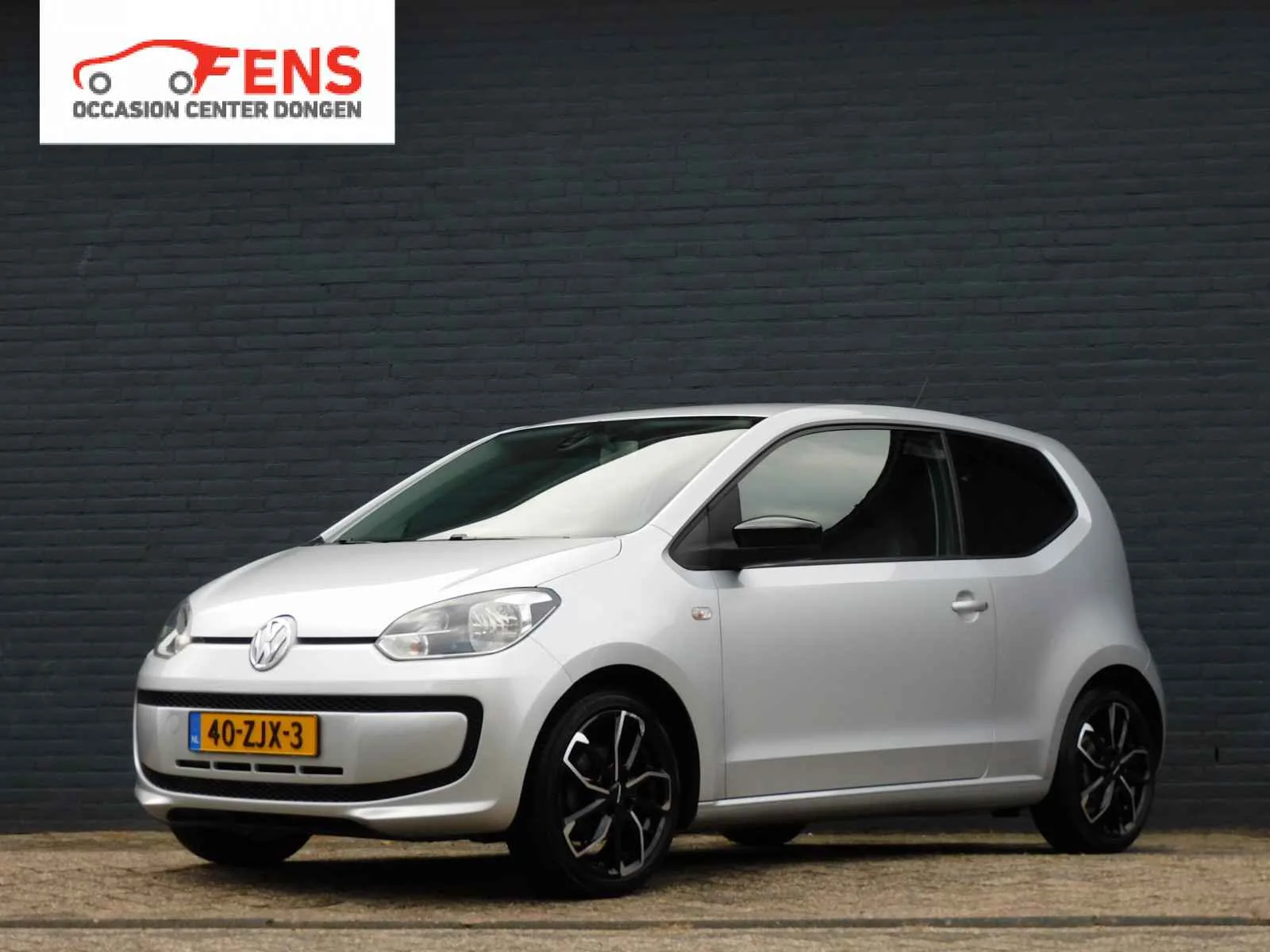 Volkswagen Up! (2013) — foto 1