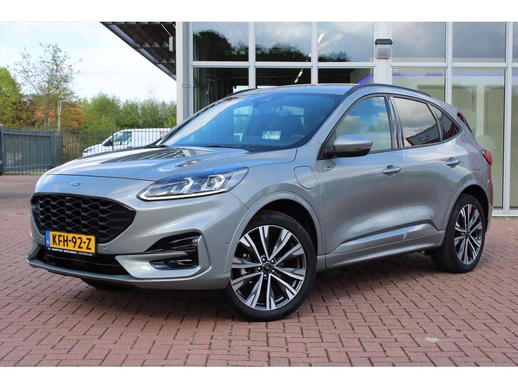 Ford Kuga (2023) — foto 1