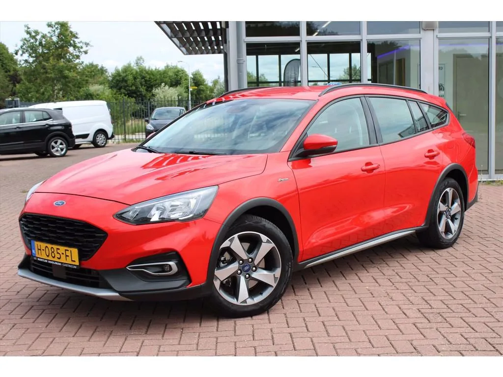 Ford Focus (2020) — foto 1