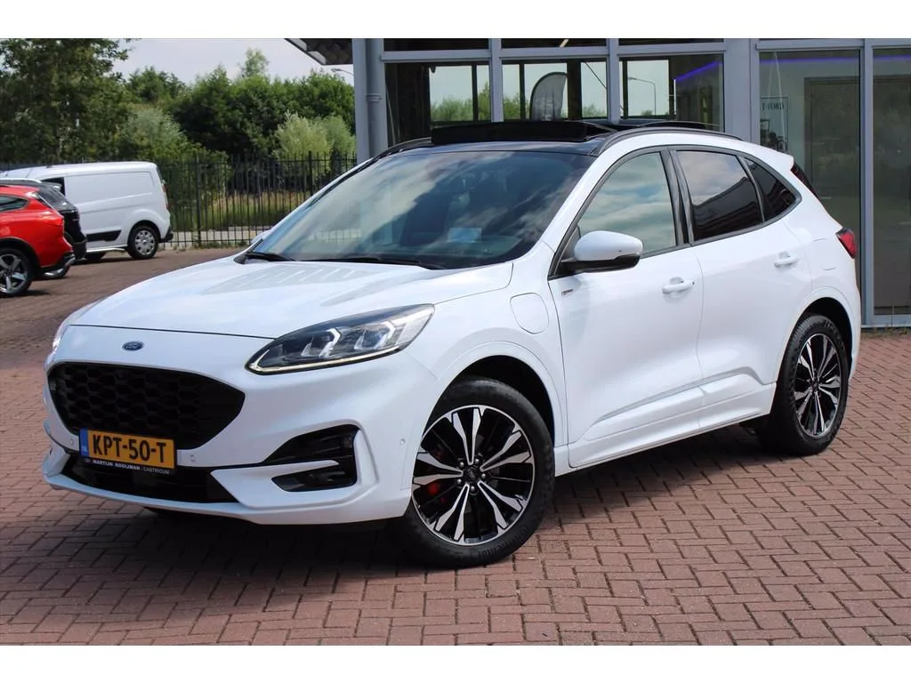 Ford Kuga (2022) — foto 1