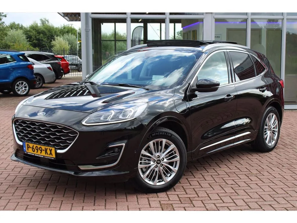 Ford Kuga (2021) — foto 1
