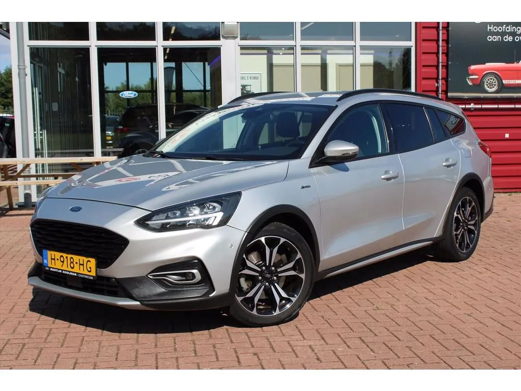 Ford Focus (2020) — foto 1