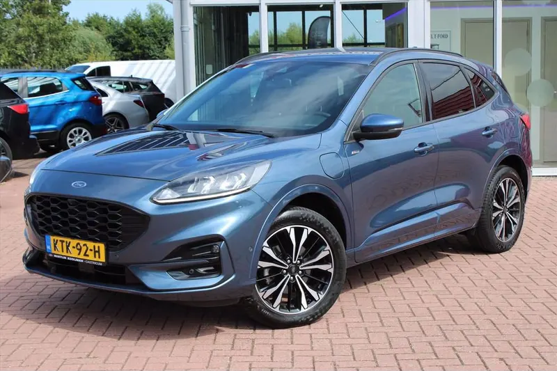 Ford Kuga (2021)