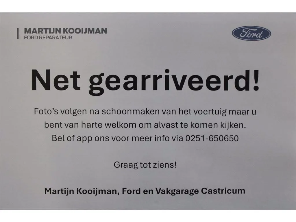 Ford Kuga (2021) — foto 1